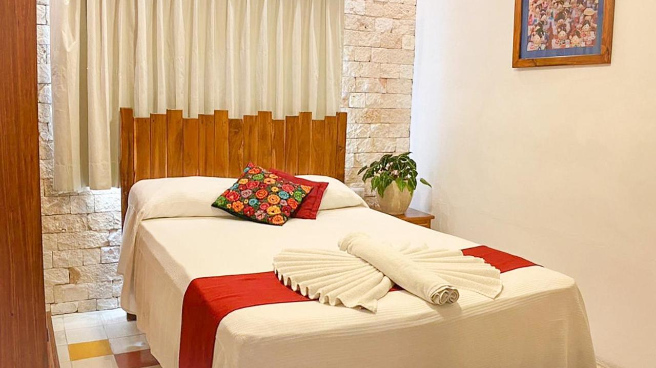 Hotel Boutique Casa Hipil 巴利亚多利德 外观 照片
