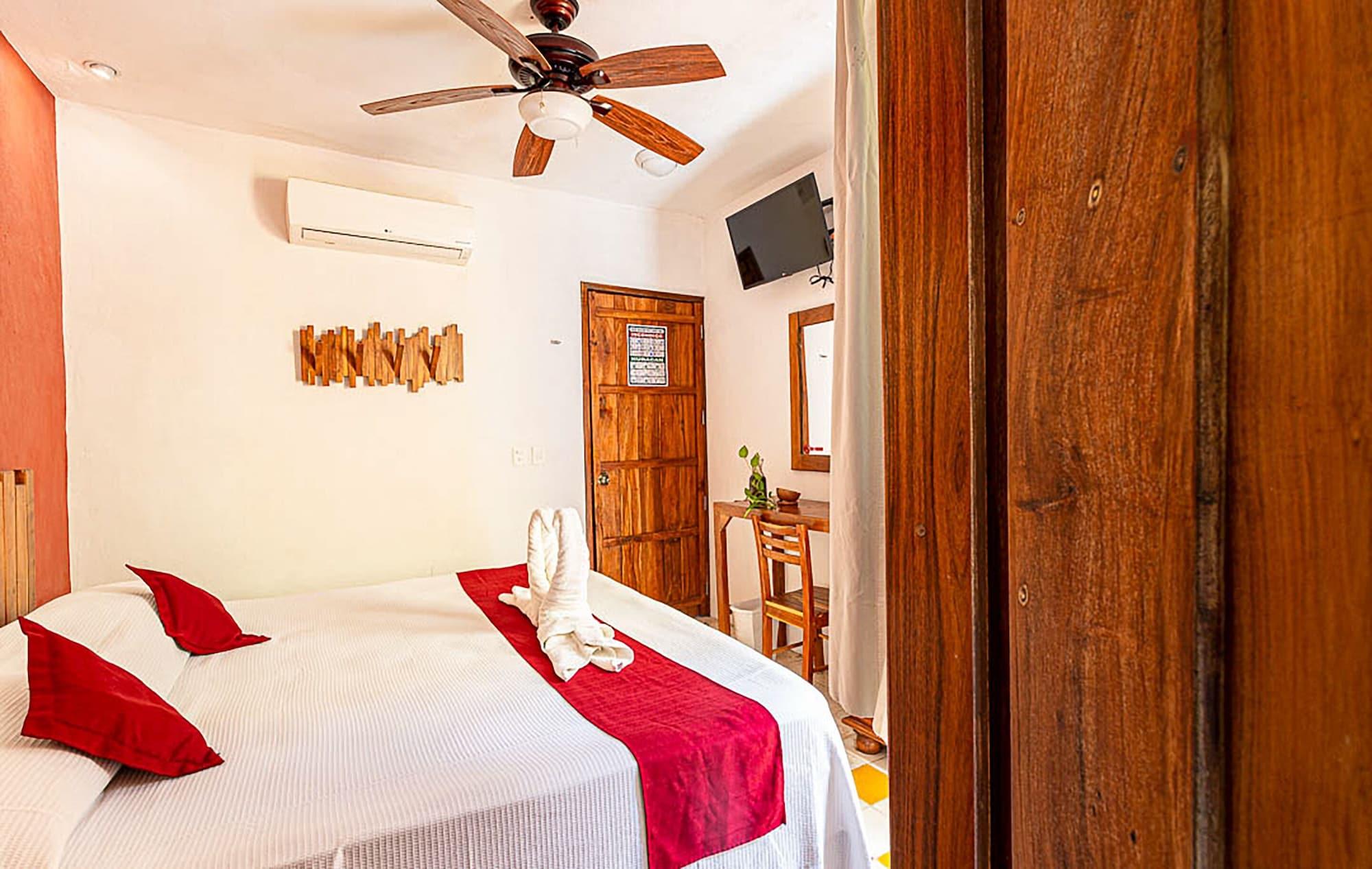 Hotel Boutique Casa Hipil 巴利亚多利德 外观 照片